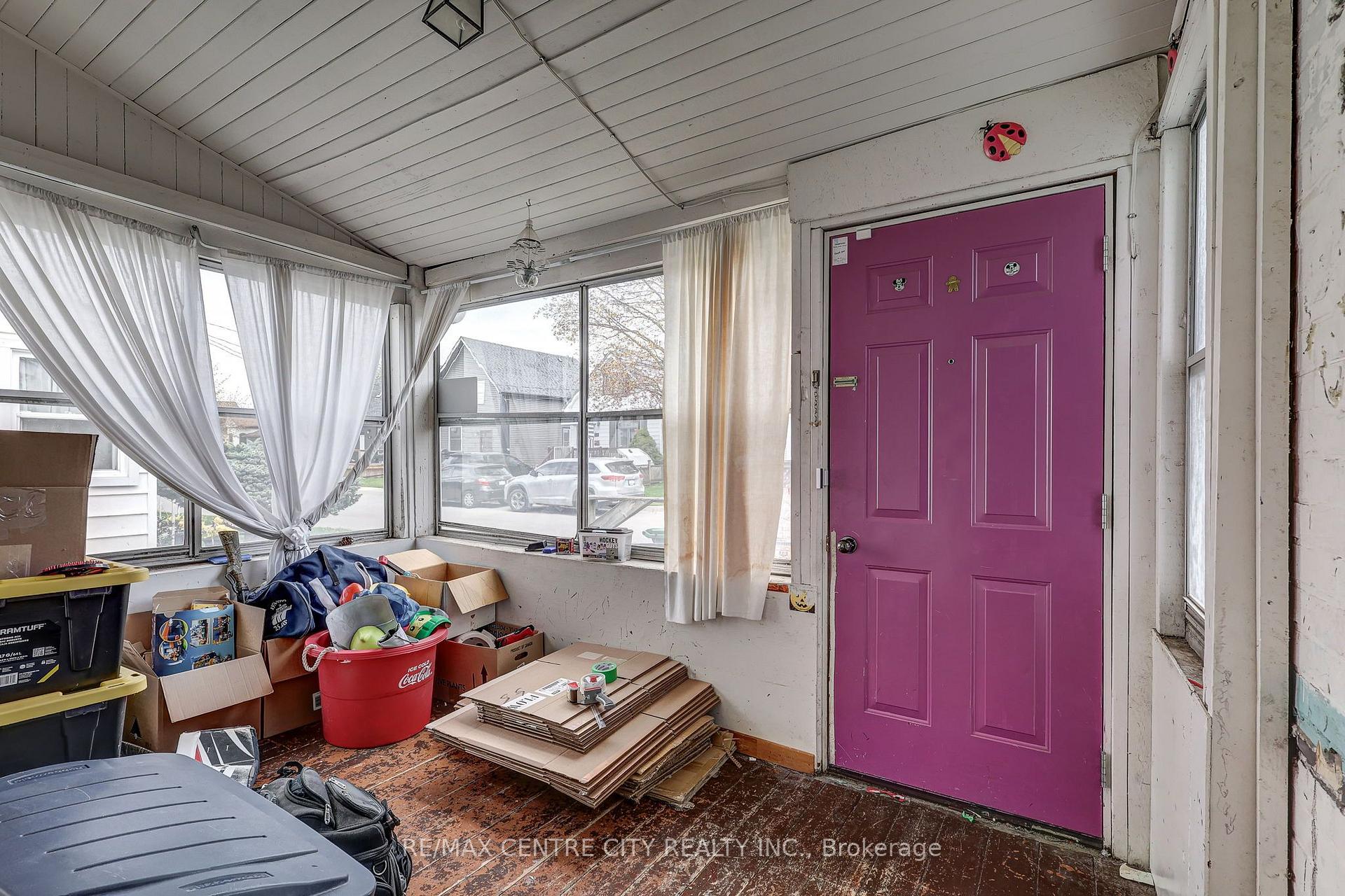 Photo 7 of 88 Flora Street, St. Thomas — HOMEH