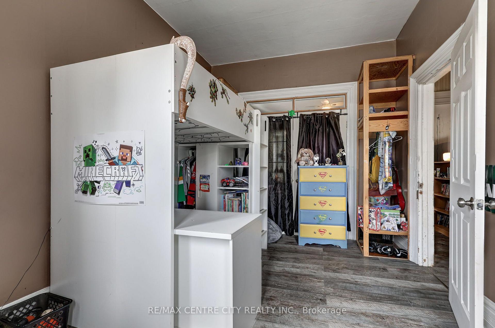 Photo 10 of 88 Flora Street, St. Thomas — HOMEH