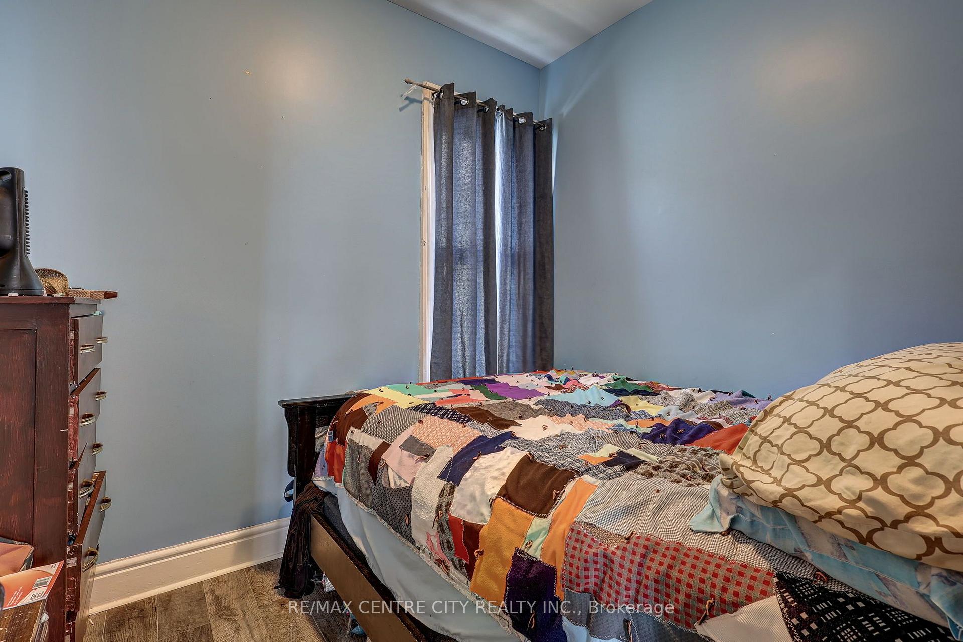Photo 12 of 88 Flora Street, St. Thomas — HOMEH