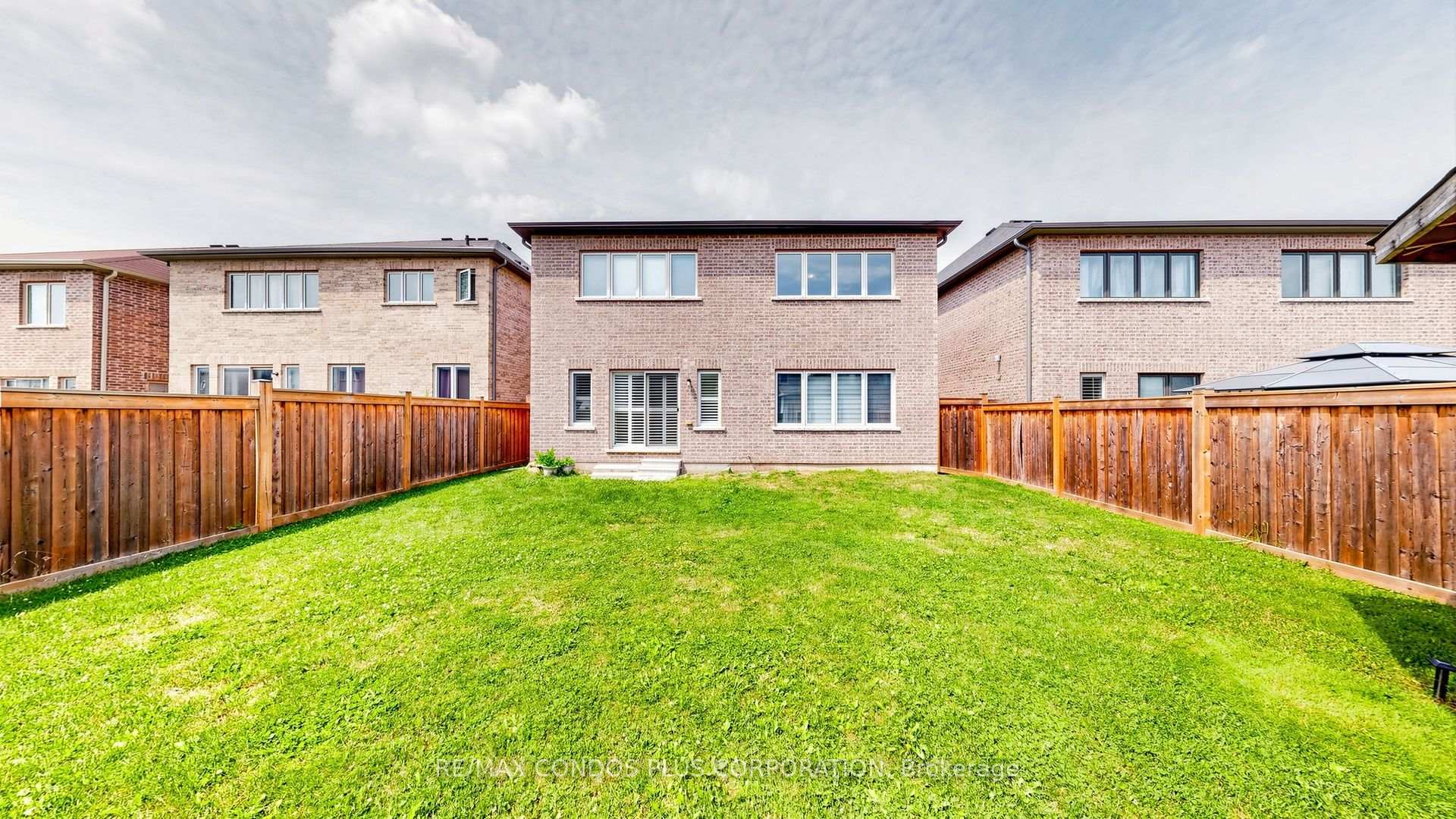 Photo 41 of 951 Larter Street, Innisfil, Rural Innisfil — HOMEH