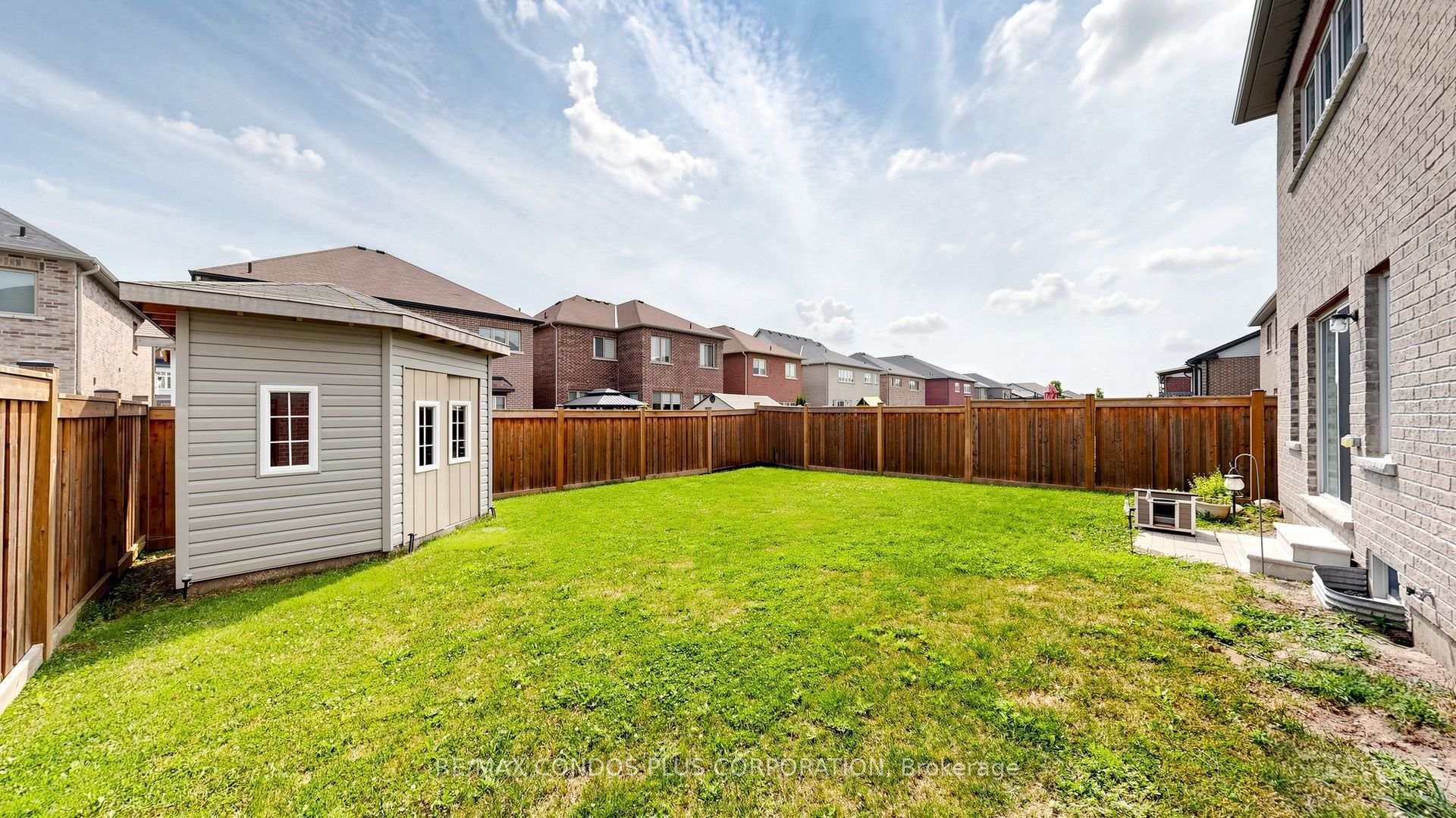 Photo 43 of 951 Larter Street, Innisfil, Rural Innisfil — HOMEH