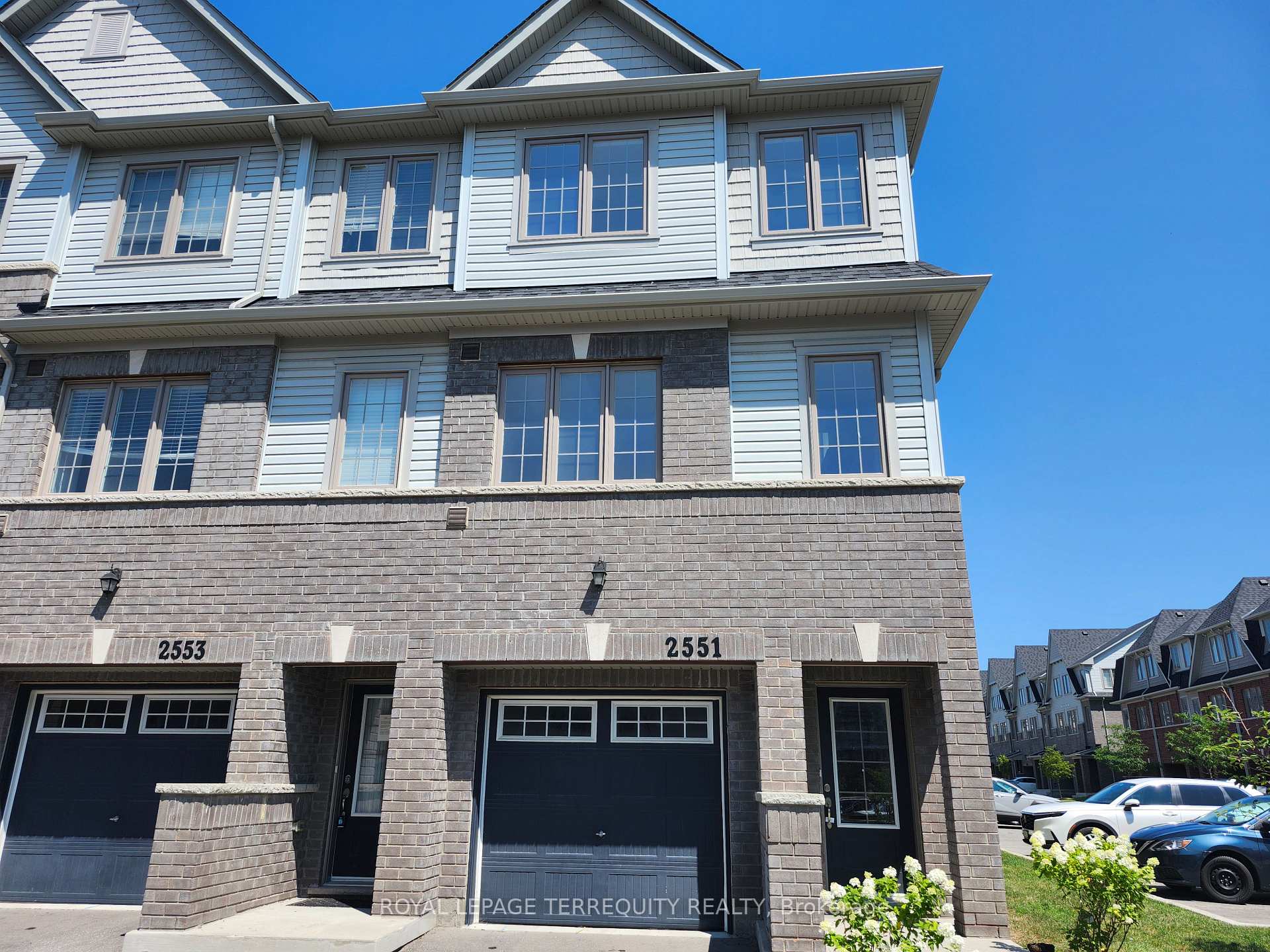 Photo 2 of Unit 115, 2551 Barbarolli Path, Oshawa, Windfields — HOMEH