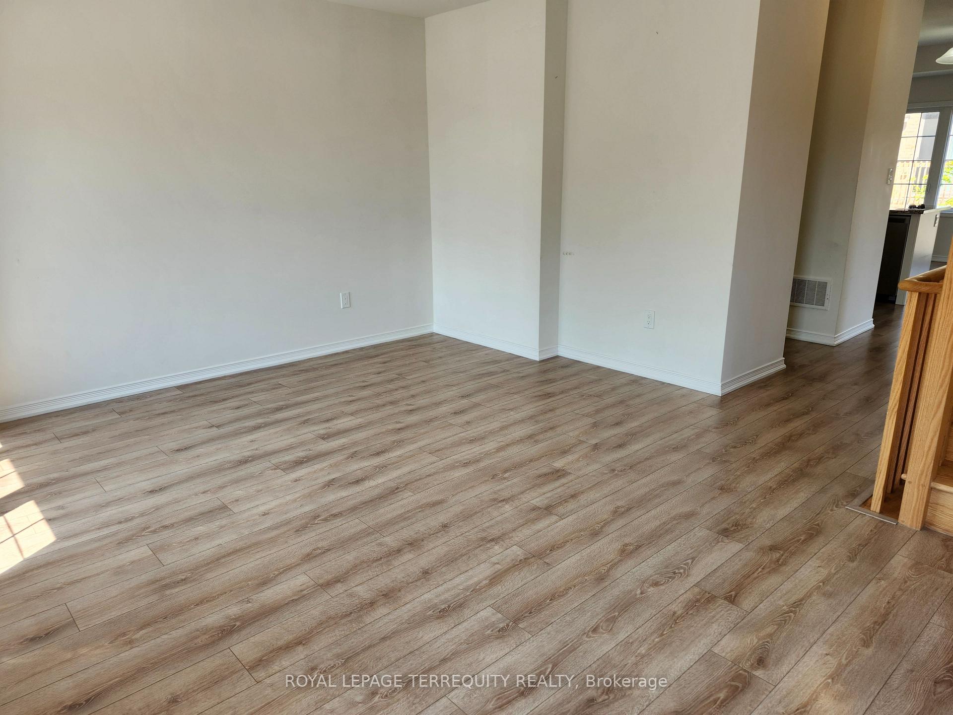 Photo 29 of Unit 115, 2551 Barbarolli Path, Oshawa, Windfields — HOMEH