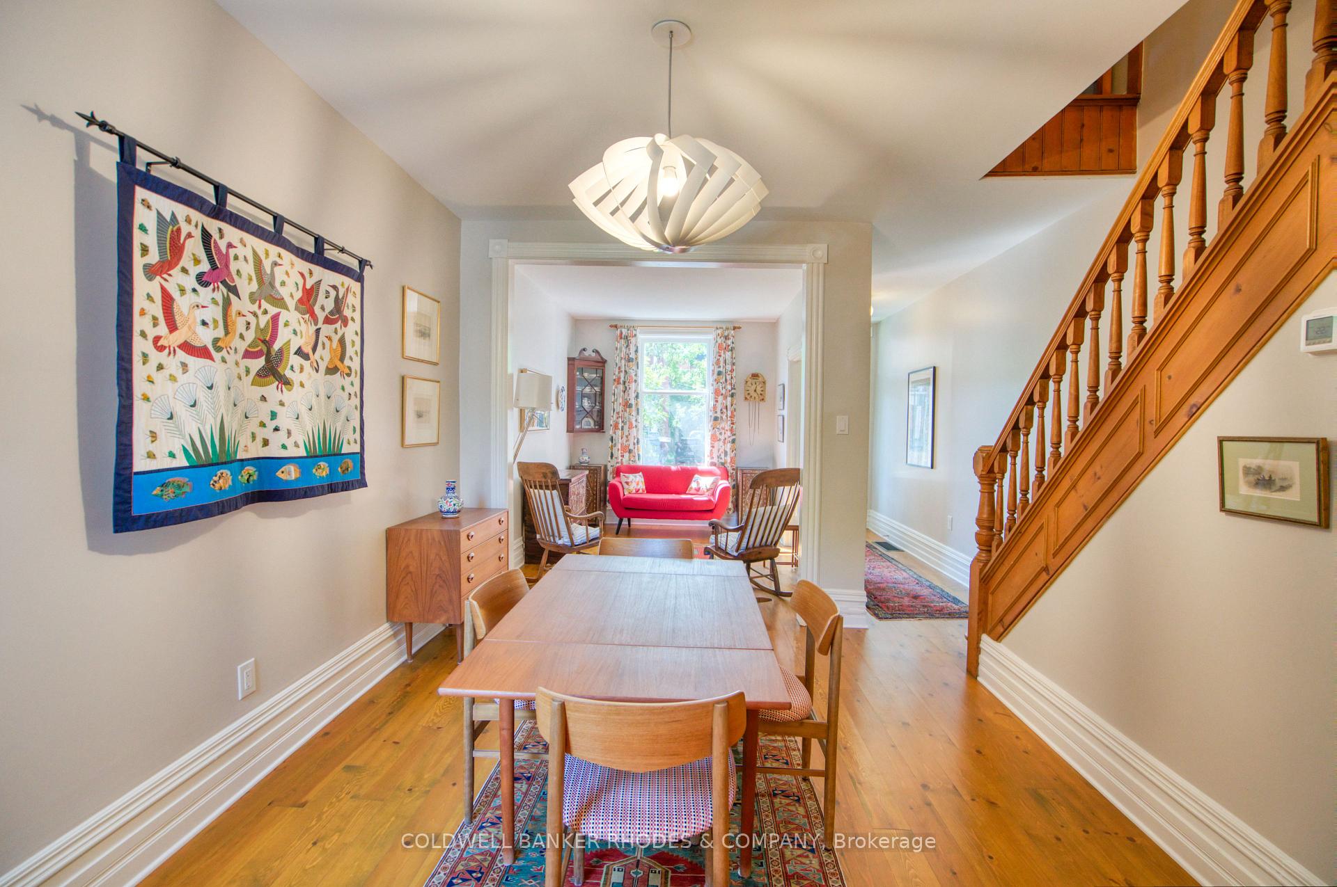 Photo 6 of 103 1/2 Guigues Avenue, Ottawa, Lower Town/Byward Market — HOMEH
