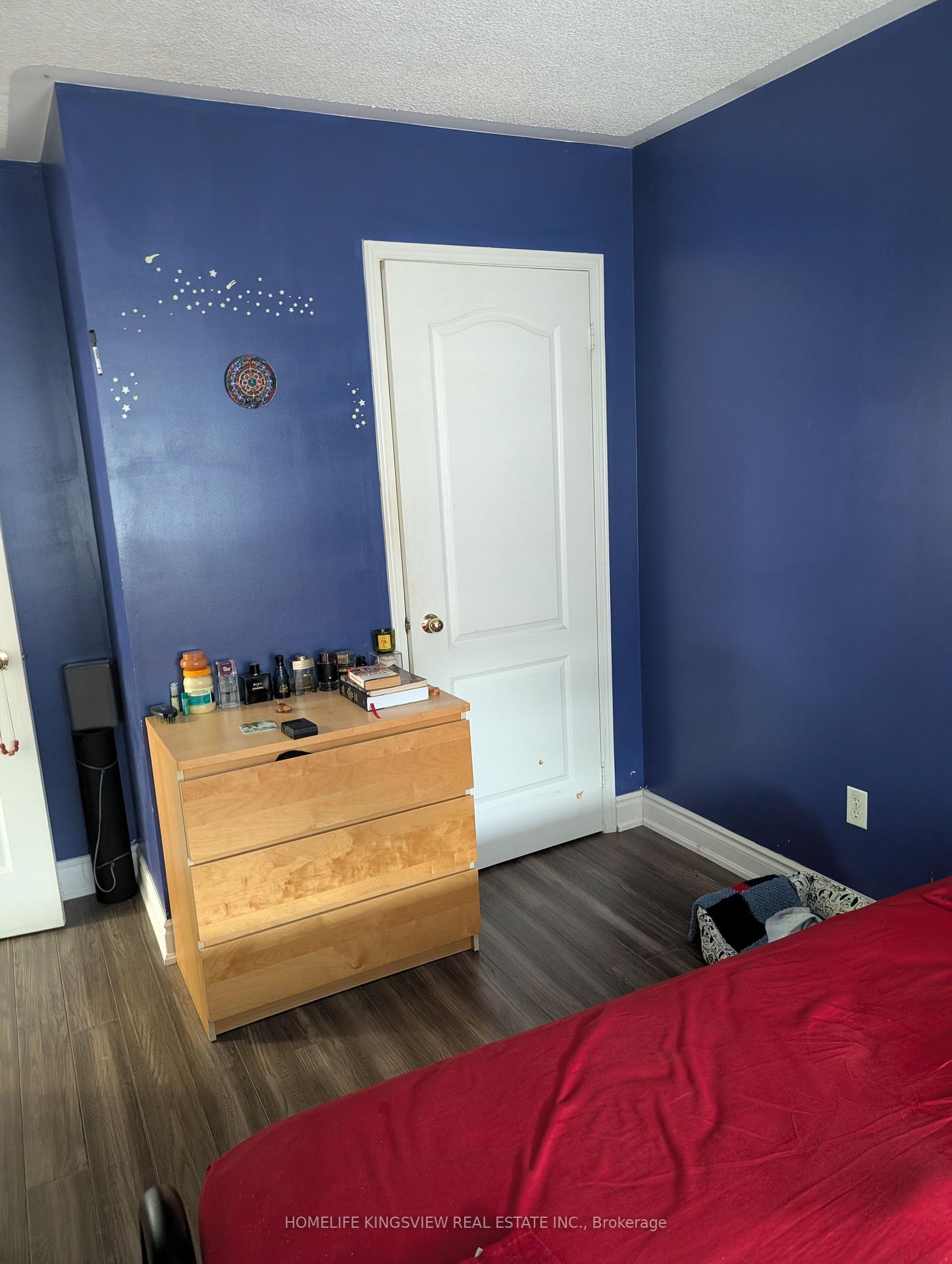 Photo 16 of 24 Farthingale Crescent, Brampton, Fletcher's Meadow — HOMEH