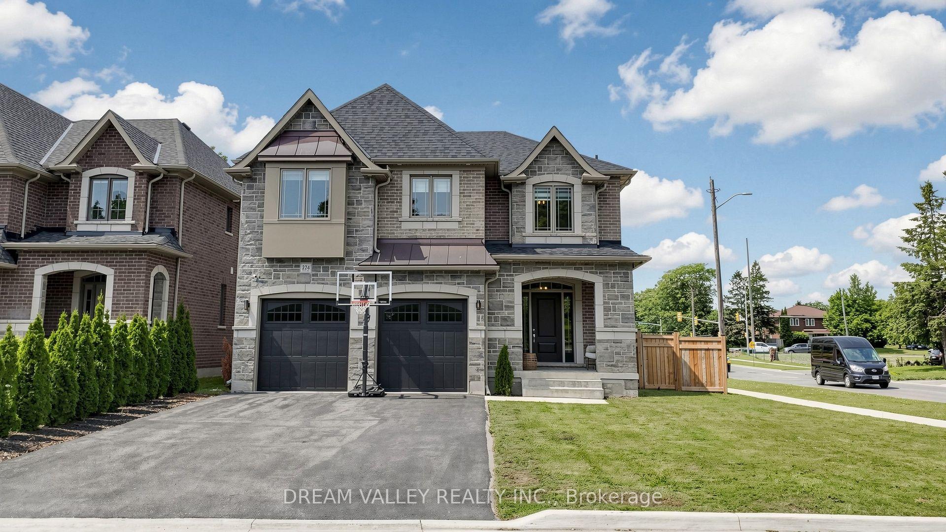 Photo 2 of 224 Severn St Street, Oshawa, McLaughlin — HOMEH