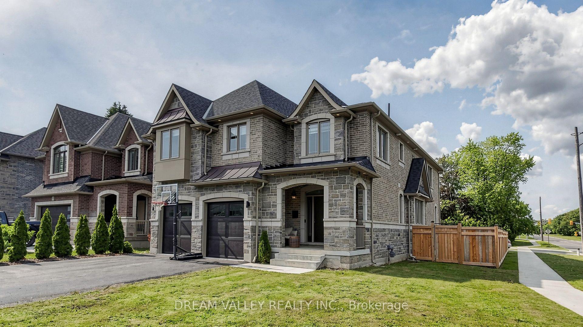 Photo 3 of 224 Severn St Street, Oshawa, McLaughlin — HOMEH