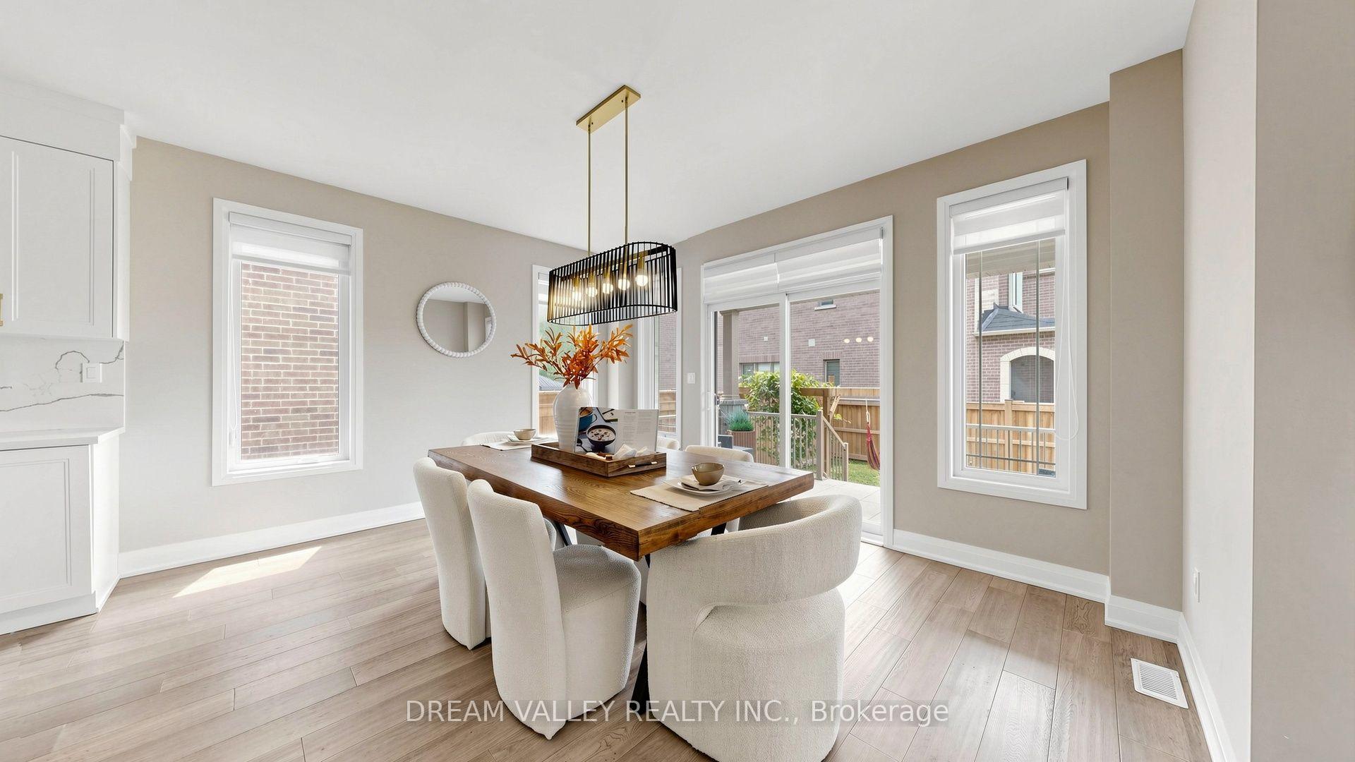 Photo 17 of 224 Severn St Street, Oshawa, McLaughlin — HOMEH