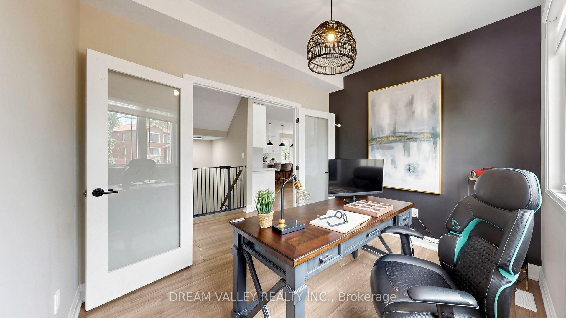 Photo 21 of 224 Severn St Street, Oshawa, McLaughlin — HOMEH