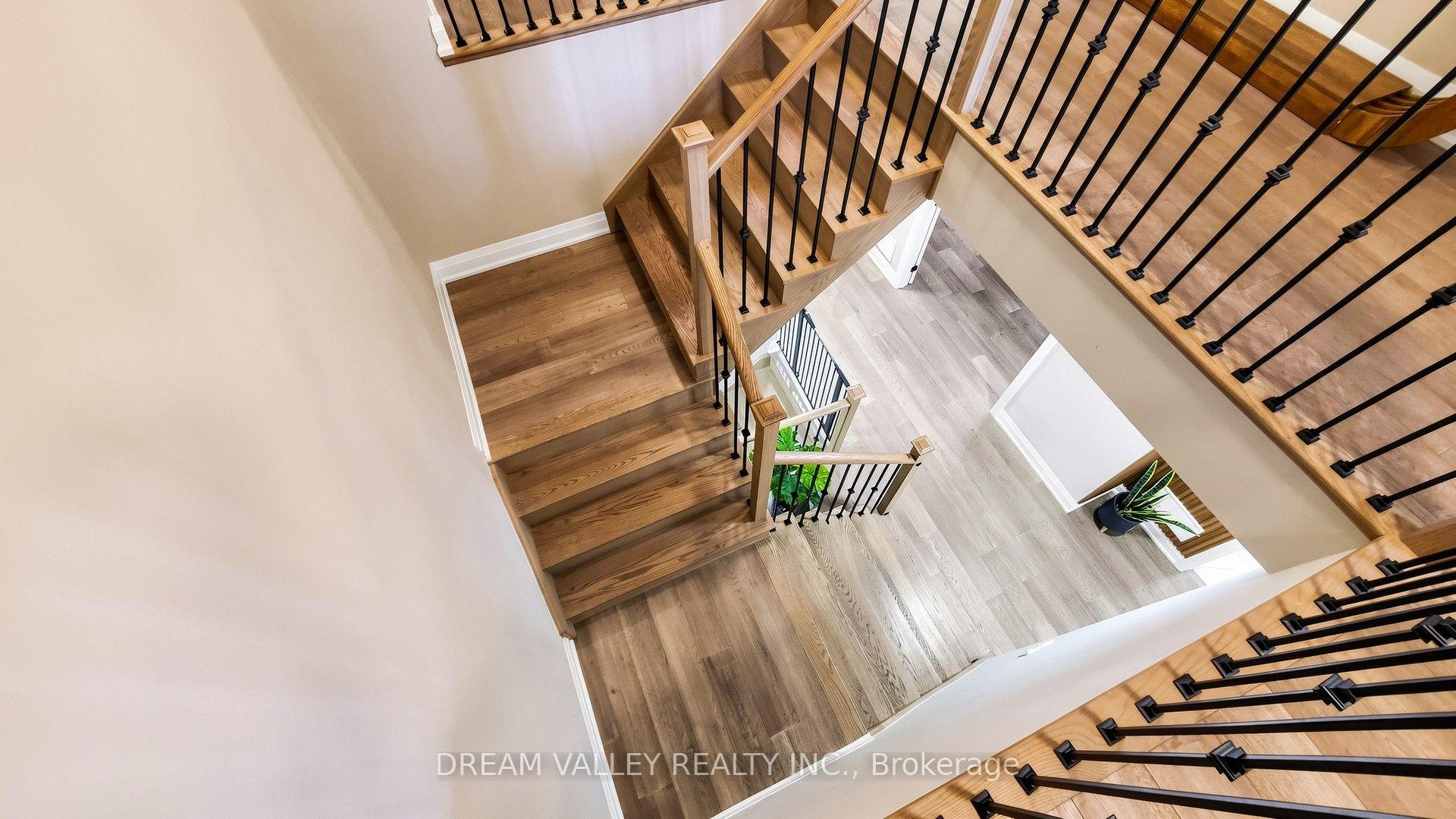 Photo 23 of 224 Severn St Street, Oshawa, McLaughlin — HOMEH