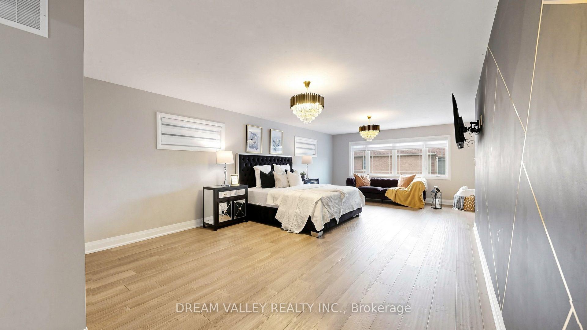 Photo 24 of 224 Severn St Street, Oshawa, McLaughlin — HOMEH