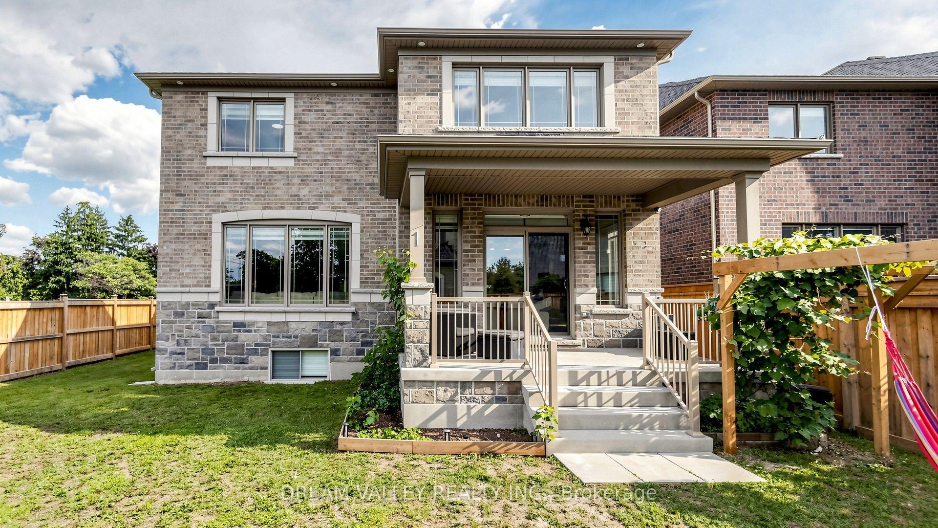 Photo 41 of 224 Severn St Street, Oshawa, McLaughlin — HOMEH