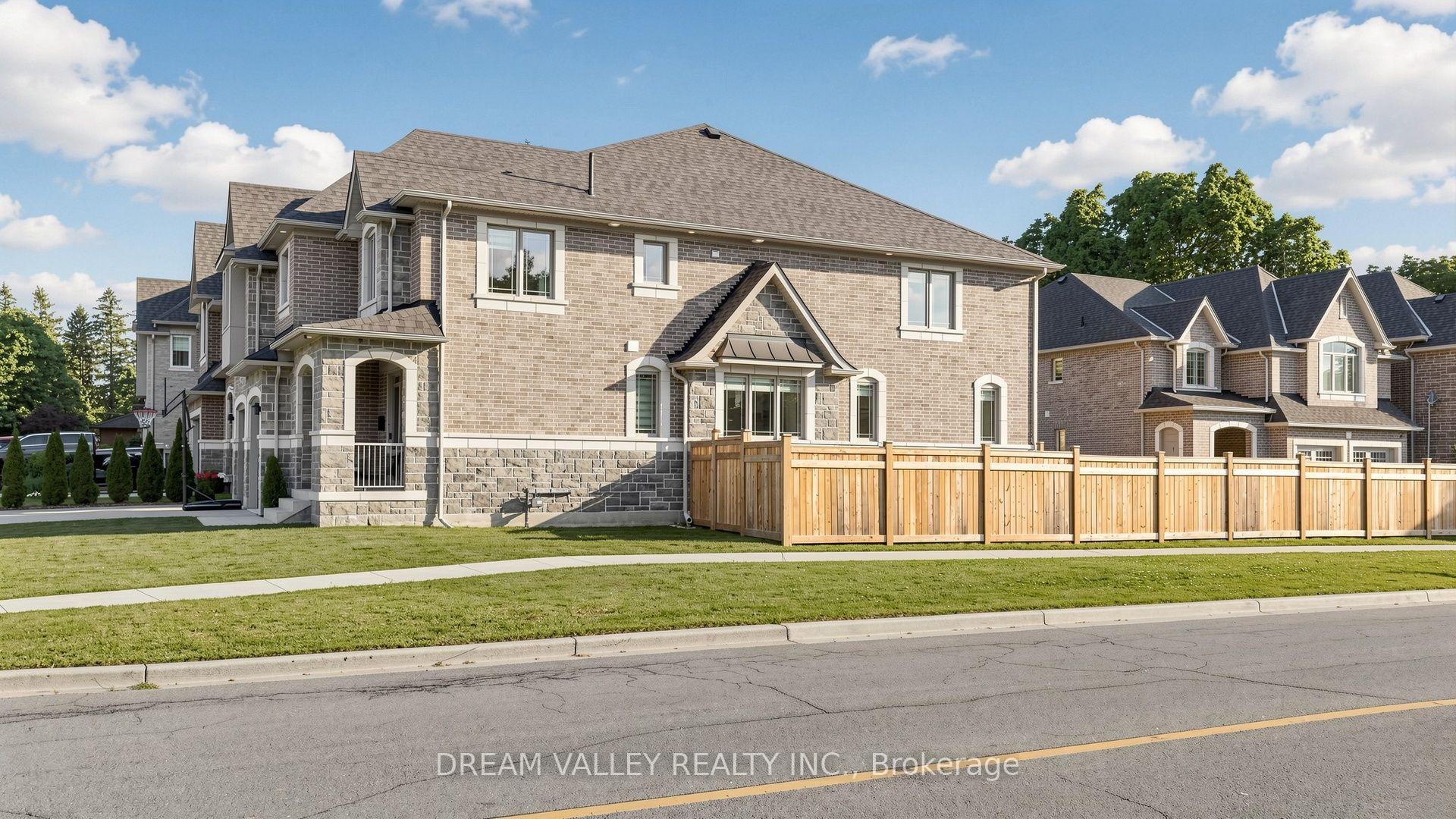 Photo 44 of 224 Severn St Street, Oshawa, McLaughlin — HOMEH