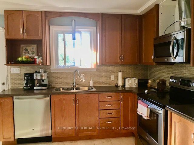 Photo 7 of 324 Adeline Drive, Georgina, Keswick South — HOMEH