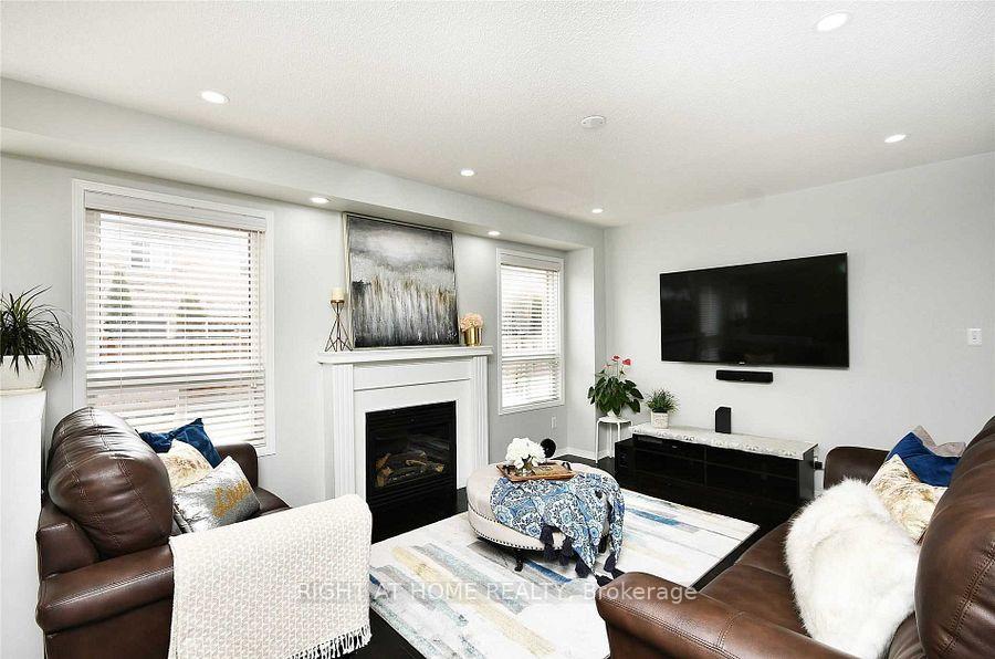 Photo 9 of Unit UPPER, 33 Schooner Drive, Brampton, Fletcher's Meadow — HOMEH