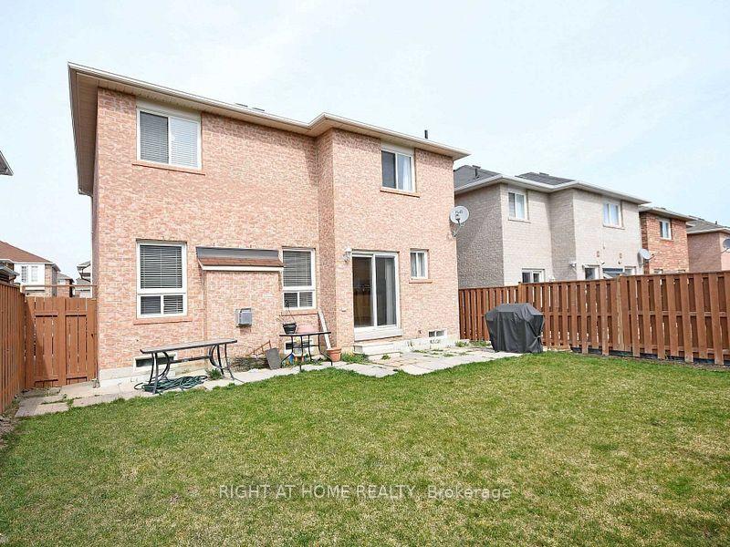 Photo 25 of Unit UPPER, 33 Schooner Drive, Brampton, Fletcher's Meadow — HOMEH