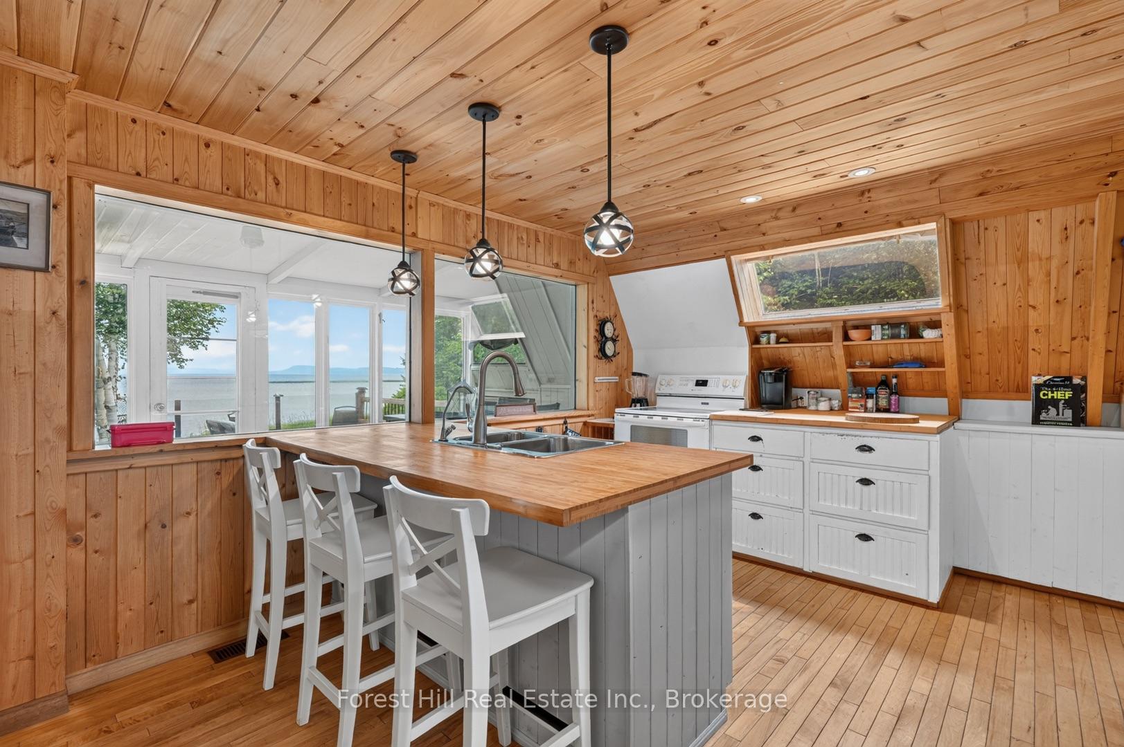 Photo 11 of 388 Crescent Road, Strong — HOMEH