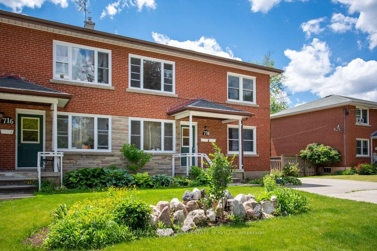 Photo 5 of Unit 2, 718 Ross Street, Burlington, Brant — HOMEH