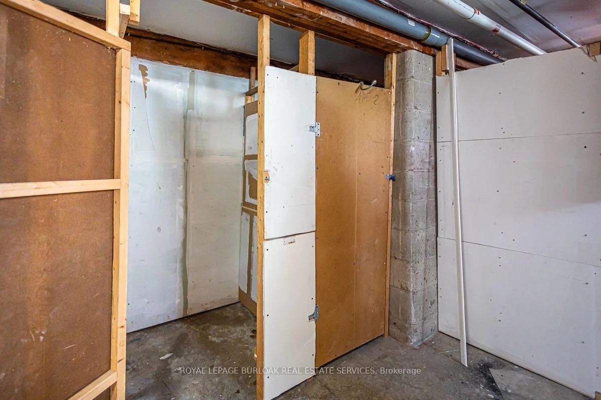 Photo 25 of Unit 2, 718 Ross Street, Burlington, Brant — HOMEH