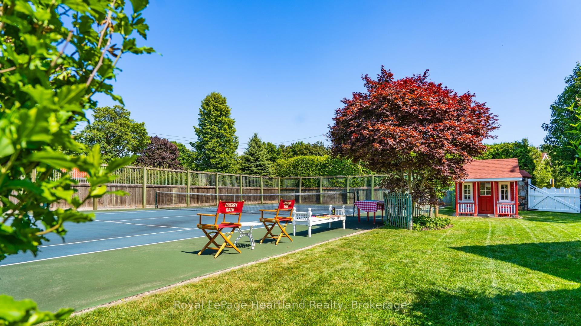 Photo 37 of 284 Elgin Avenue W, Goderich, Goderich (Town) — HOMEH