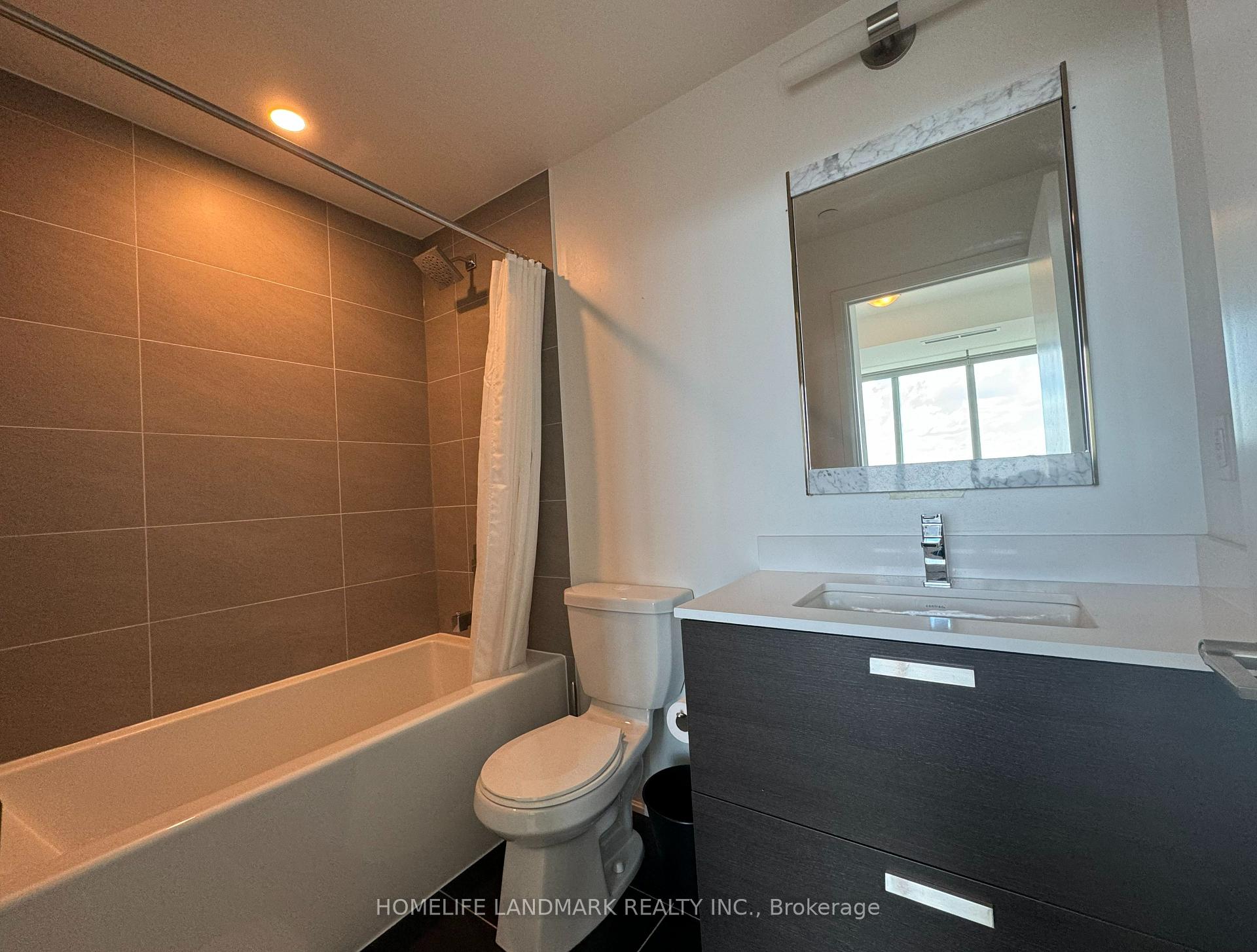 Photo 11 of Unit 3204, 11 Bogert Avenue, North York, Lansing-Westgate — HOMEH