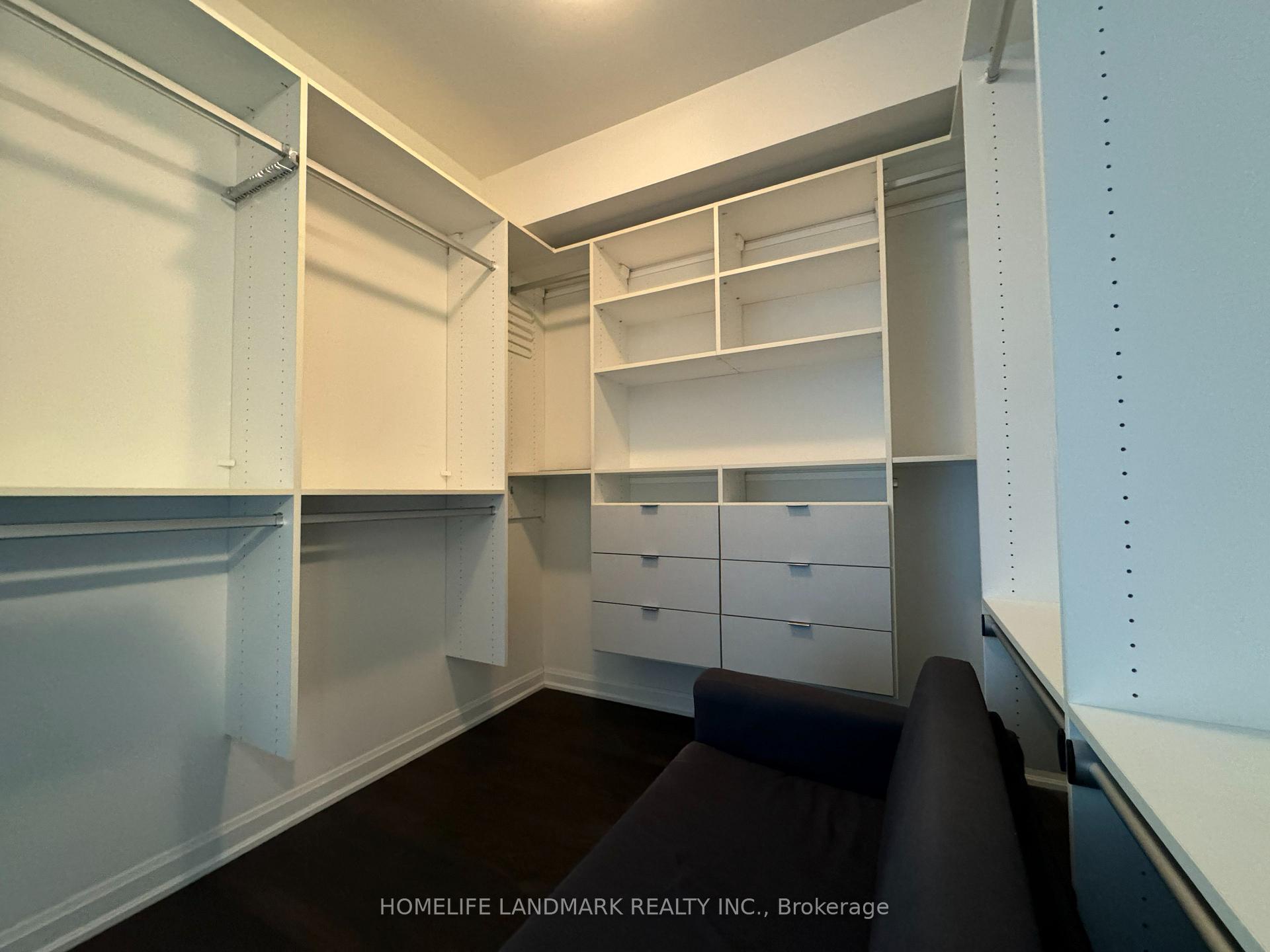 Photo 12 of Unit 3204, 11 Bogert Avenue, North York, Lansing-Westgate — HOMEH