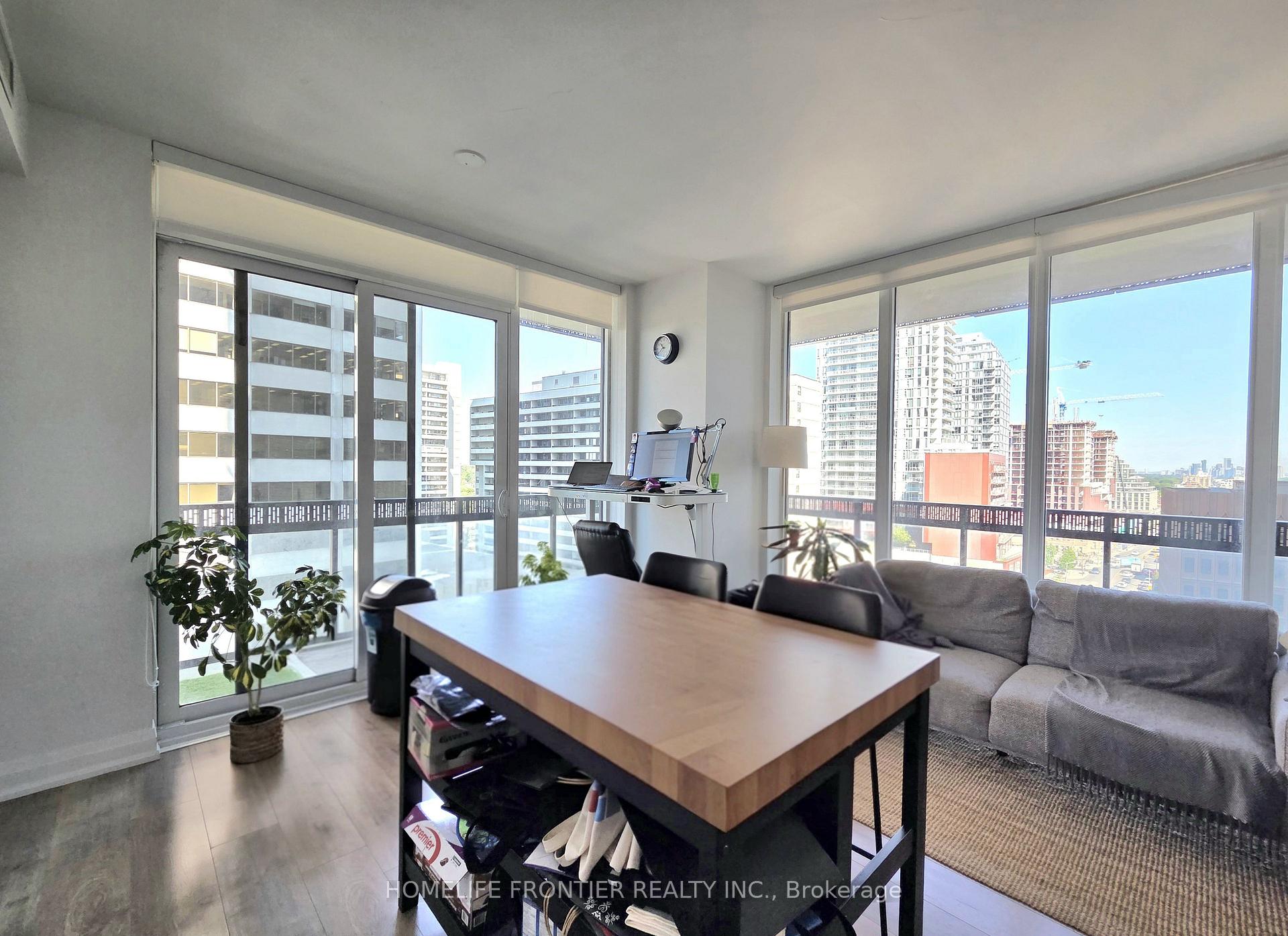 Photo 1 of Unit 905, 8 Eglinton Avenue, Toronto, Mount Pleasant West — HOMEH