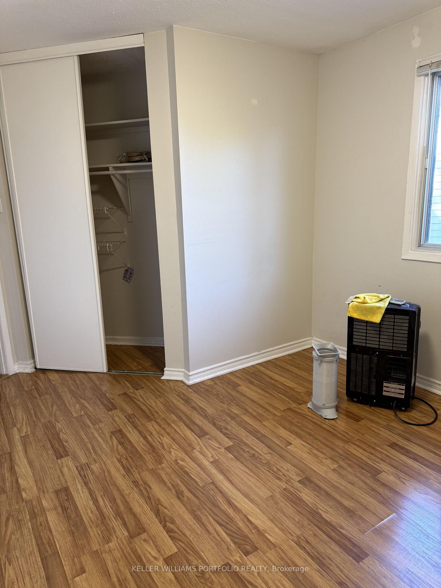 Photo 16 of 10 Lofty Hill Way, North York, Hillcrest Village — HOMEH