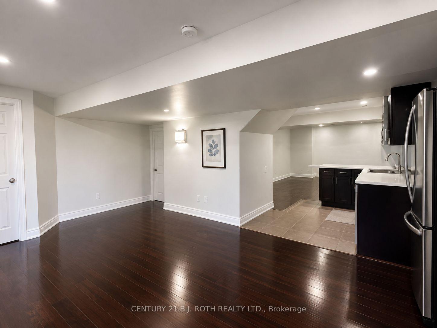 Photo 7 of 108 Succession Crescent, Barrie, Innis-Shore — HOMEH
