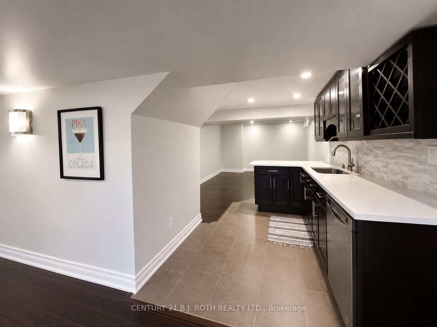 Photo 8 of 108 Succession Crescent, Barrie, Innis-Shore — HOMEH