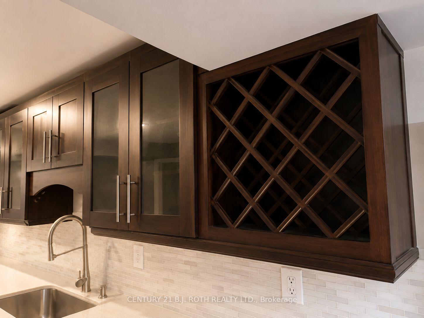 Photo 15 of 108 Succession Crescent, Barrie, Innis-Shore — HOMEH