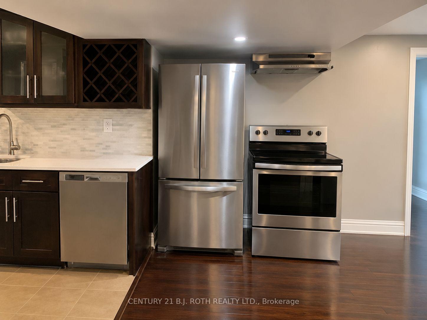 Photo 16 of 108 Succession Crescent, Barrie, Innis-Shore — HOMEH