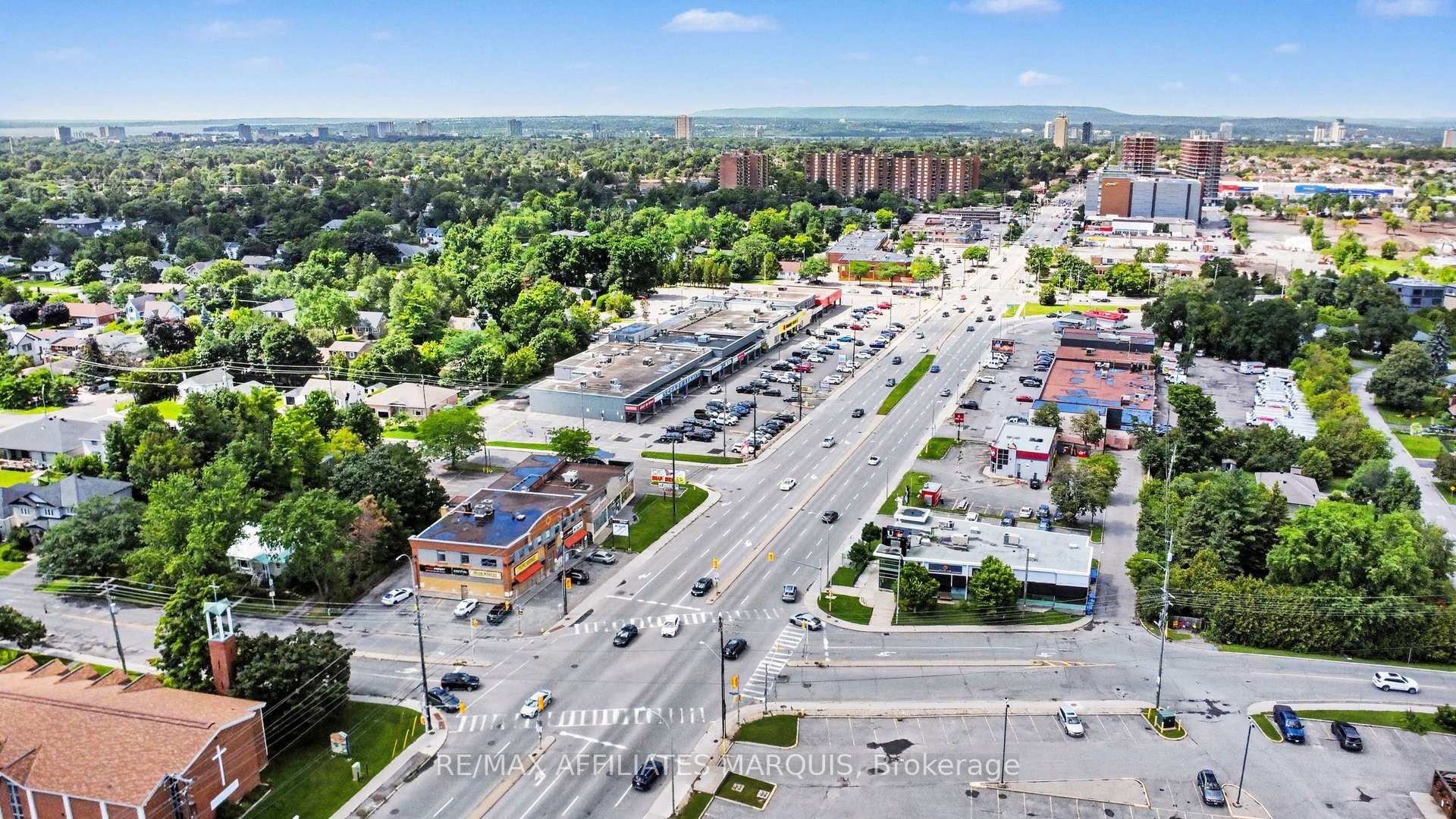 Photo 12 of 1 Withrow Avenue, Ottawa, Meadowlands/St. Claire Gardens — HOMEH