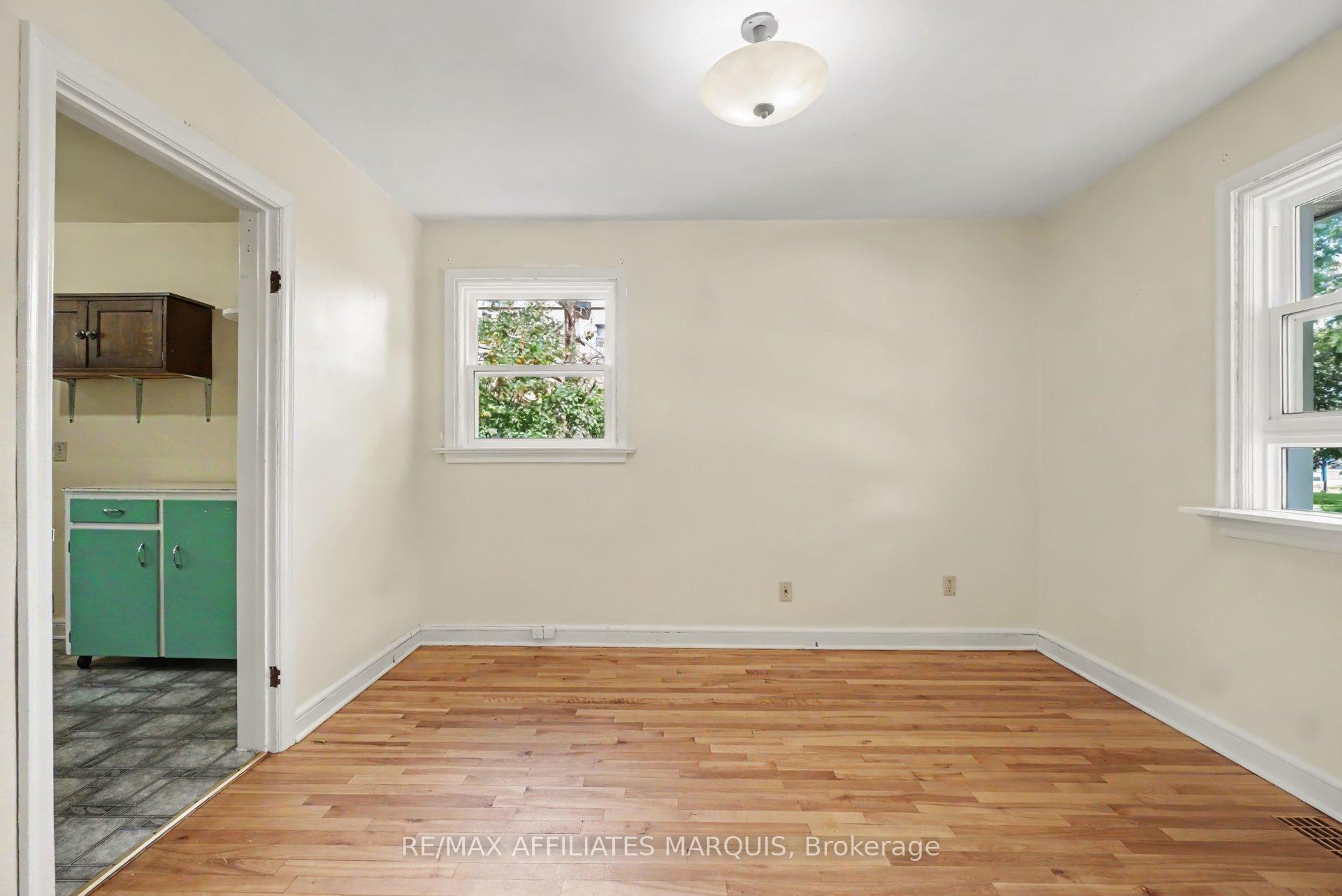 Photo 16 of 1 Withrow Avenue, Ottawa, Meadowlands/St. Claire Gardens — HOMEH