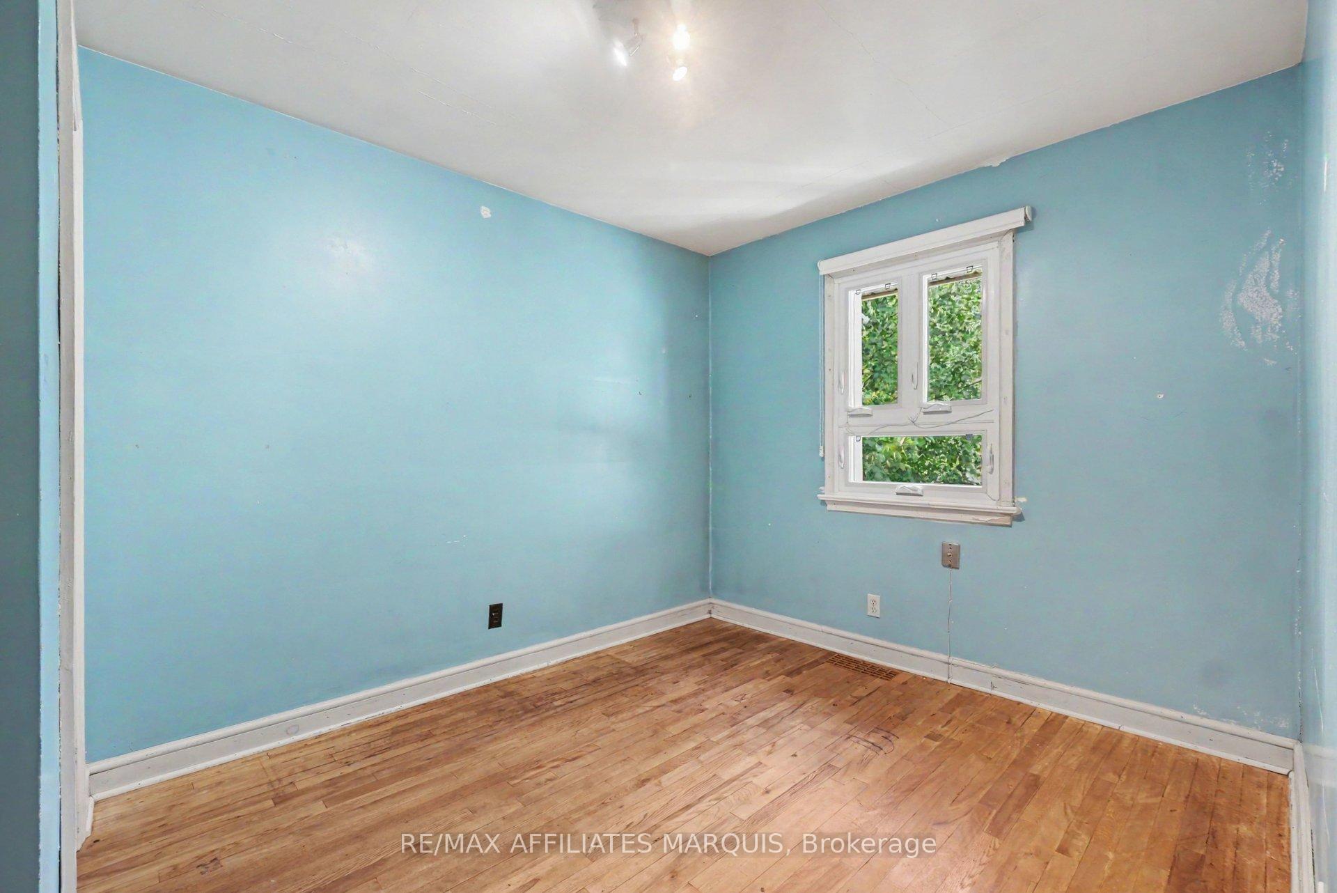 Photo 18 of 1 Withrow Avenue, Ottawa, Meadowlands/St. Claire Gardens — HOMEH
