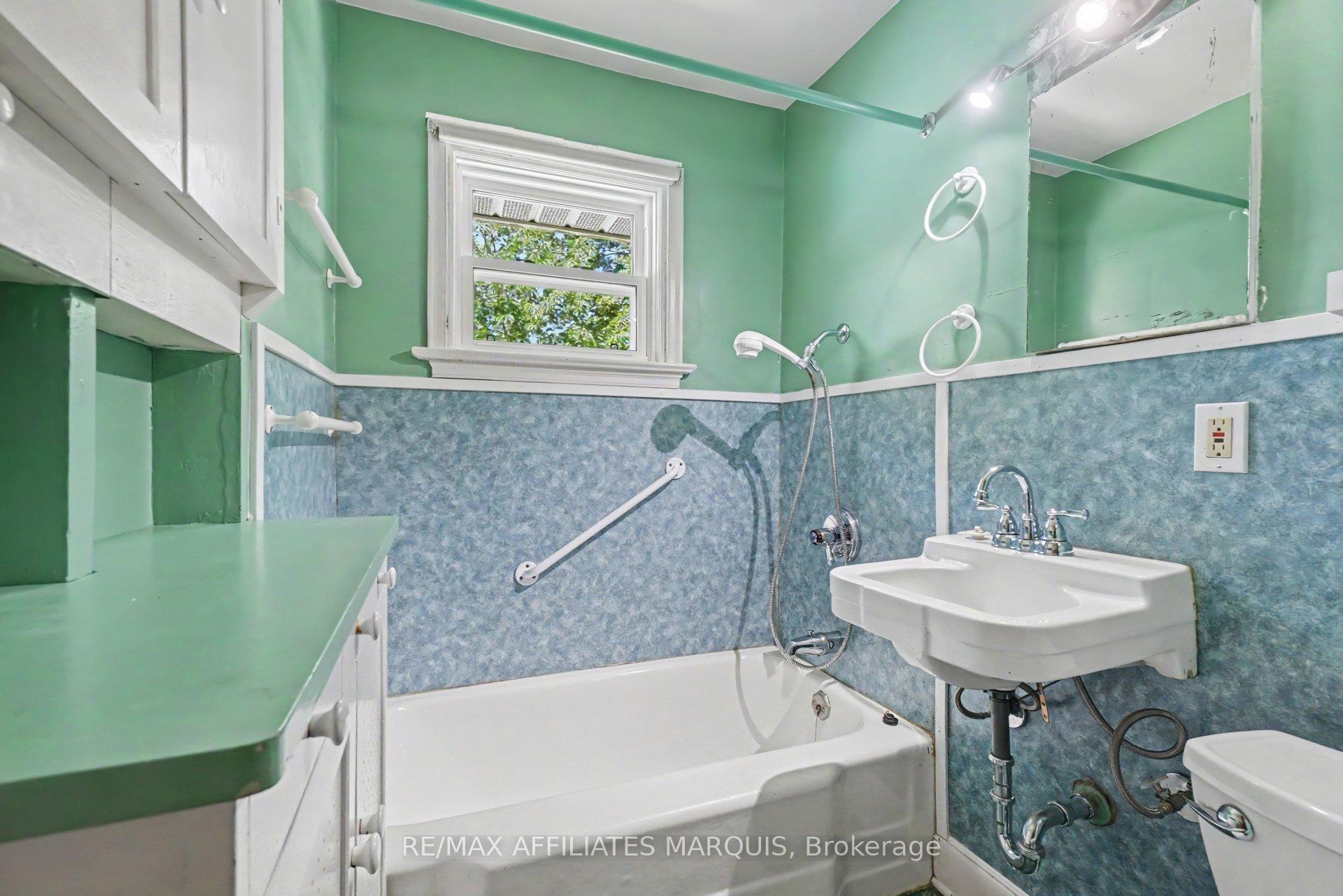 Photo 19 of 1 Withrow Avenue, Ottawa, Meadowlands/St. Claire Gardens — HOMEH