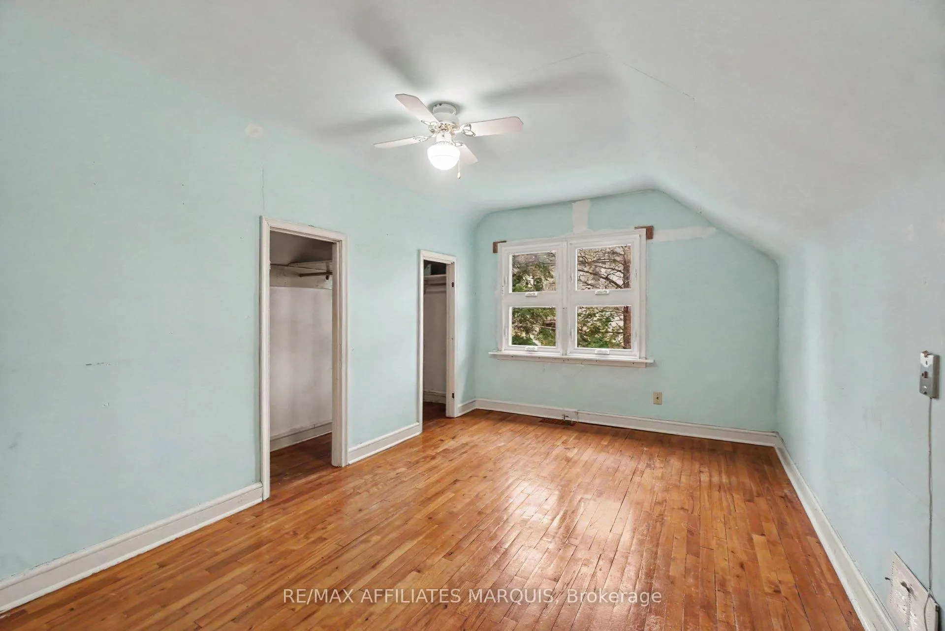 Photo 21 of 1 Withrow Avenue, Ottawa, Meadowlands/St. Claire Gardens — HOMEH