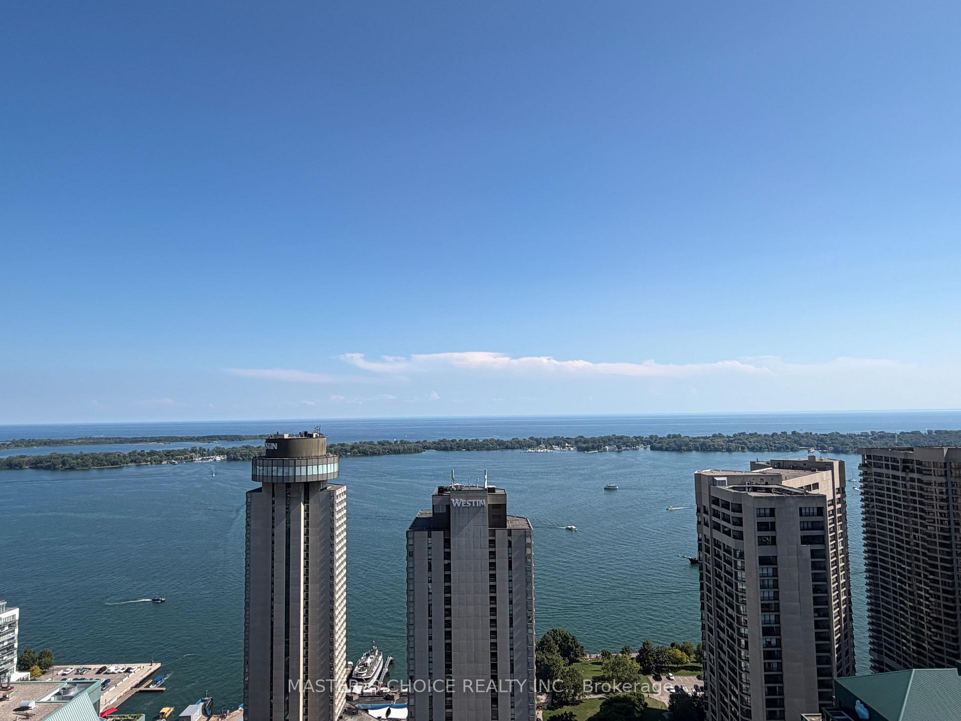 Front of Unit 4311, 33 Bay Street