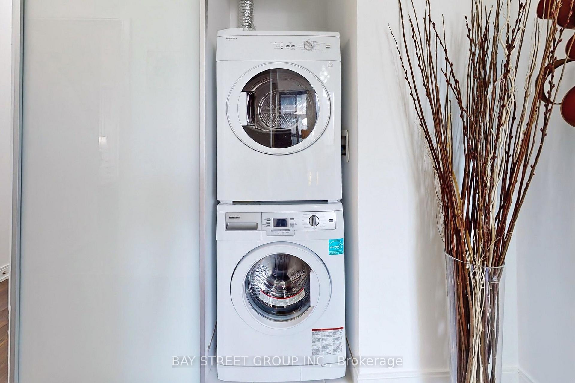 Photo 9 of Unit 2205, 50 Charles Street E, Toronto, Church-Yonge Corridor — HOMEH
