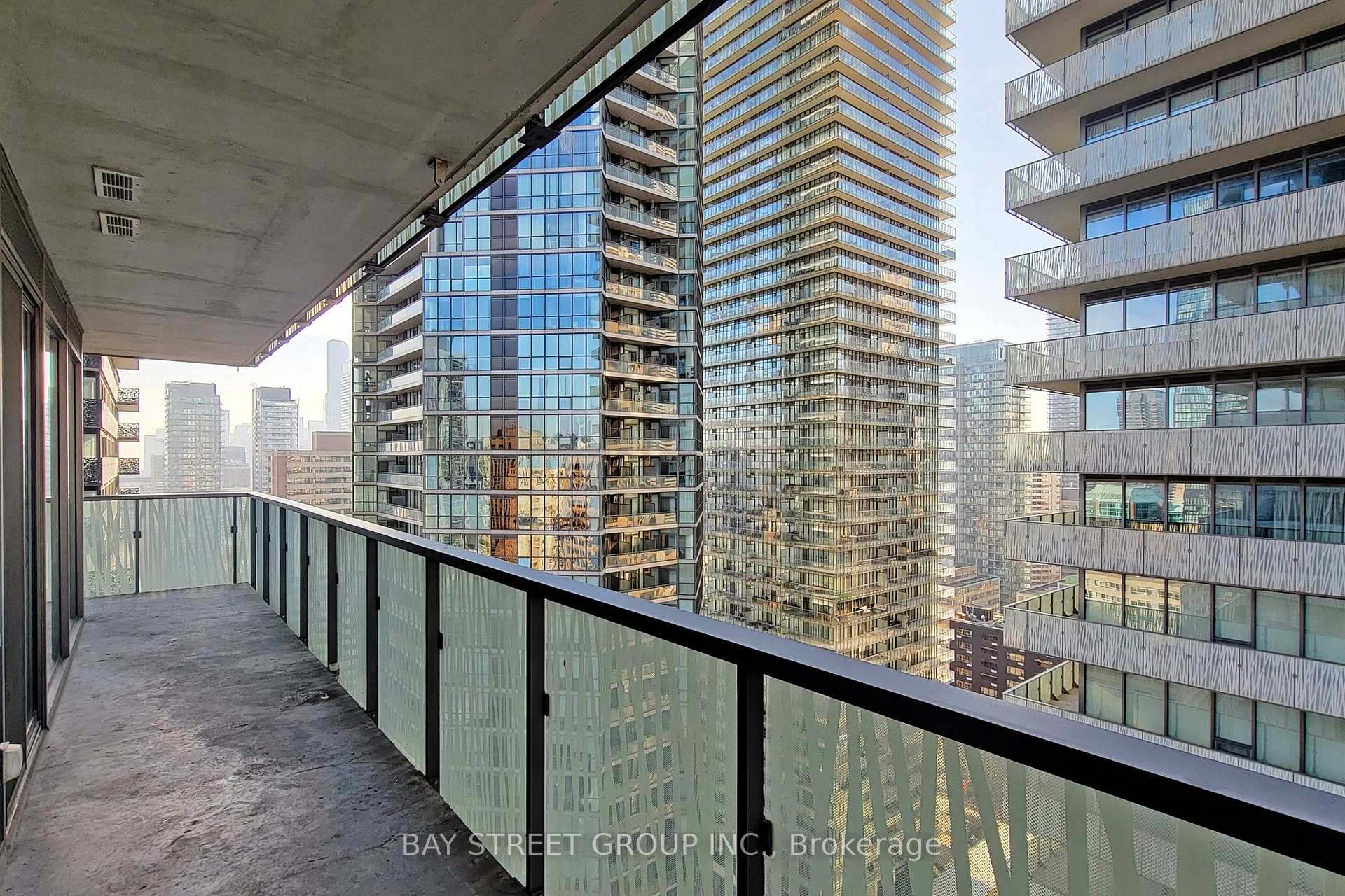 Photo 10 of Unit 2205, 50 Charles Street E, Toronto, Church-Yonge Corridor — HOMEH
