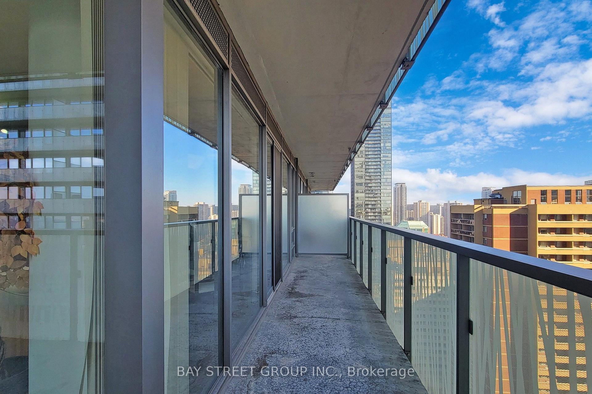 Photo 13 of Unit 2205, 50 Charles Street E, Toronto, Church-Yonge Corridor — HOMEH