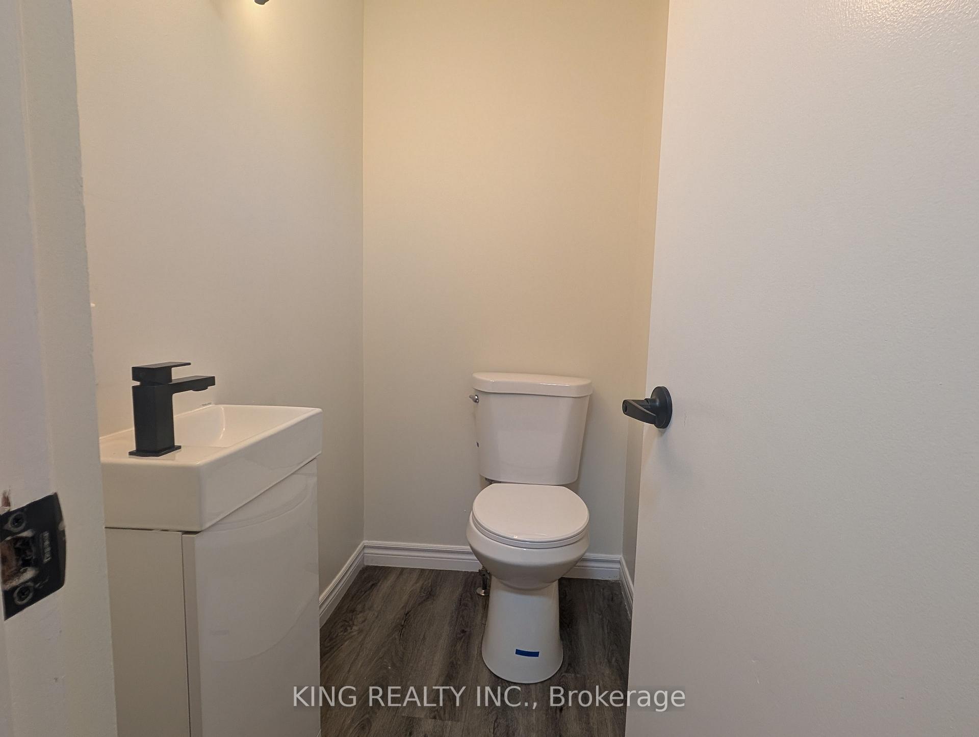 Photo 7 of 37 Vanier Place, St. Thomas — HOMEH