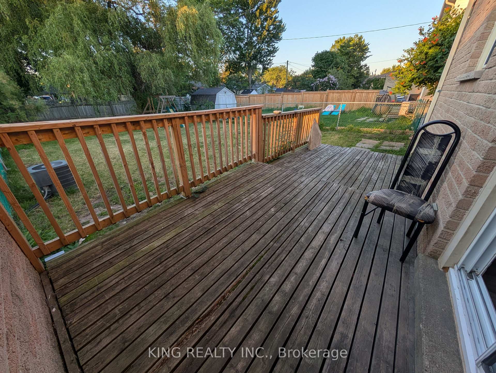 Photo 23 of 37 Vanier Place, St. Thomas — HOMEH