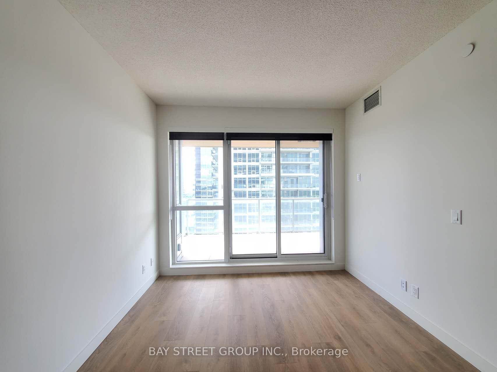 Photo 9 of Unit 2209, 27 Mcmahon Drive, North York, Bayview Village — HOMEH