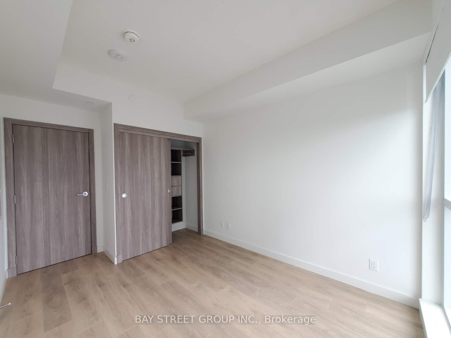 Photo 10 of Unit 2209, 27 Mcmahon Drive, North York, Bayview Village — HOMEH