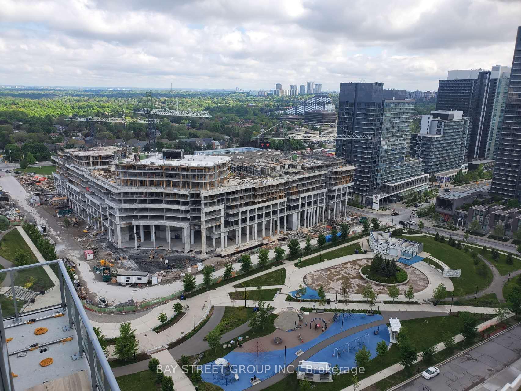Photo 16 of Unit 2209, 27 Mcmahon Drive, North York, Bayview Village — HOMEH