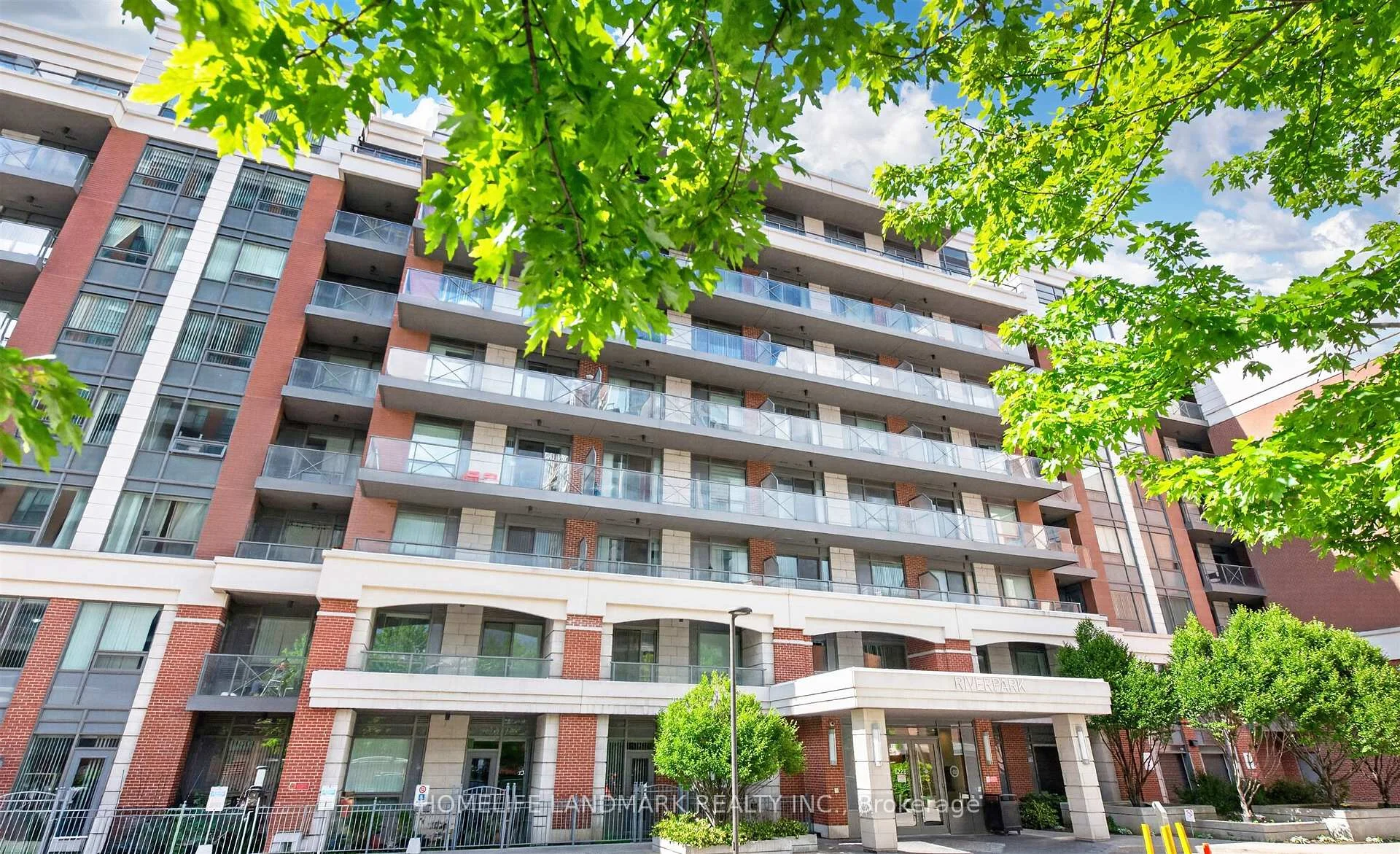 Photo 3 of Unit RG15, 8228 Birchmount Road, Markham, Unionville — HOMEH