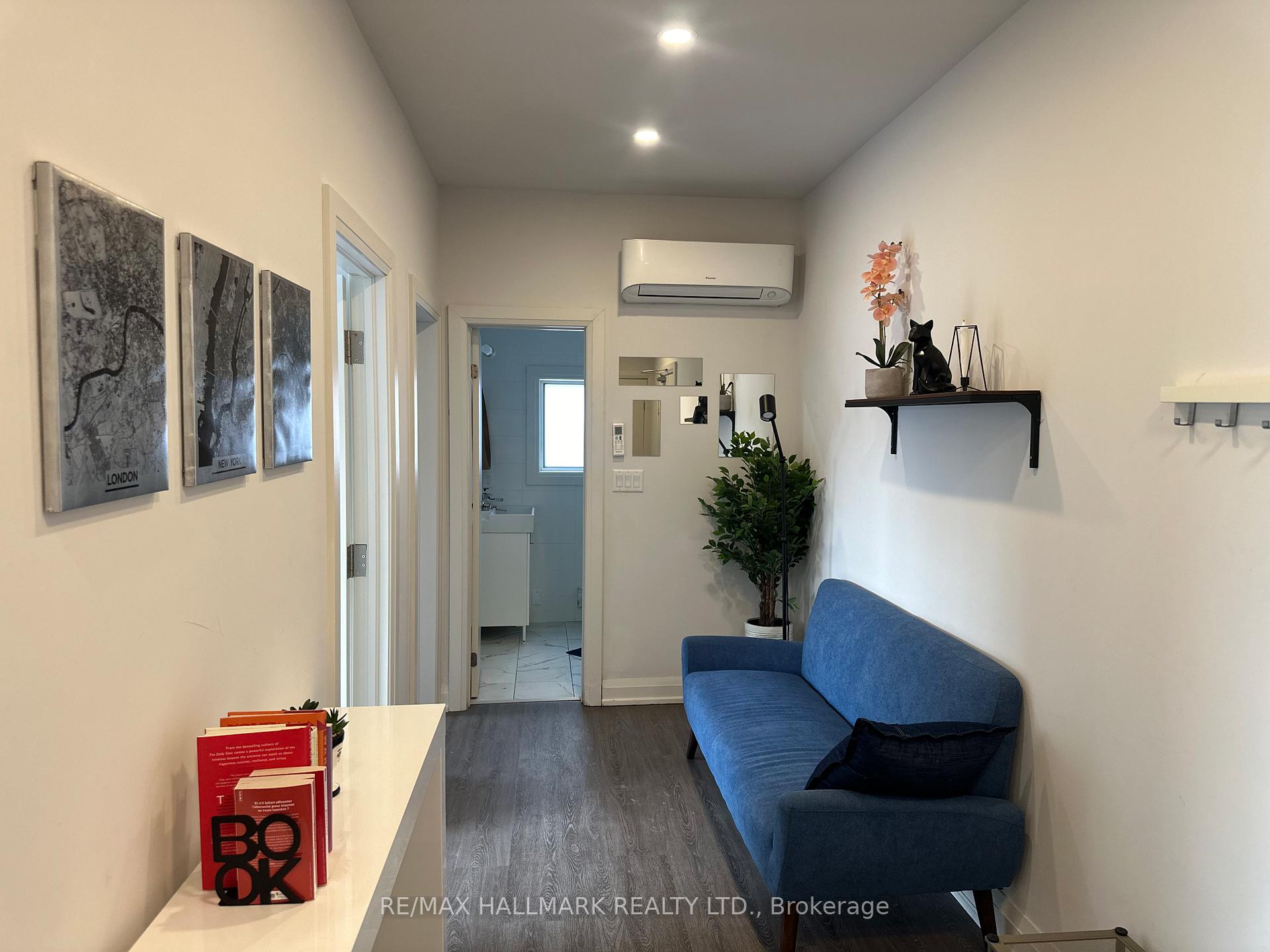 Photo 11 of Unit 16, 595 St Clair Avenue W, Toronto, Wychwood — HOMEH