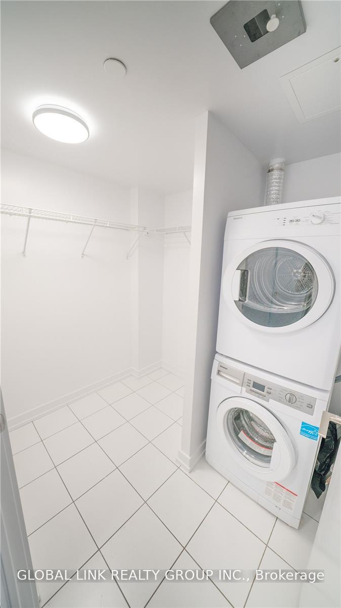 Photo 18 of Unit 407, 125 Redpath Avenue, Toronto, Mount Pleasant West — HOMEH