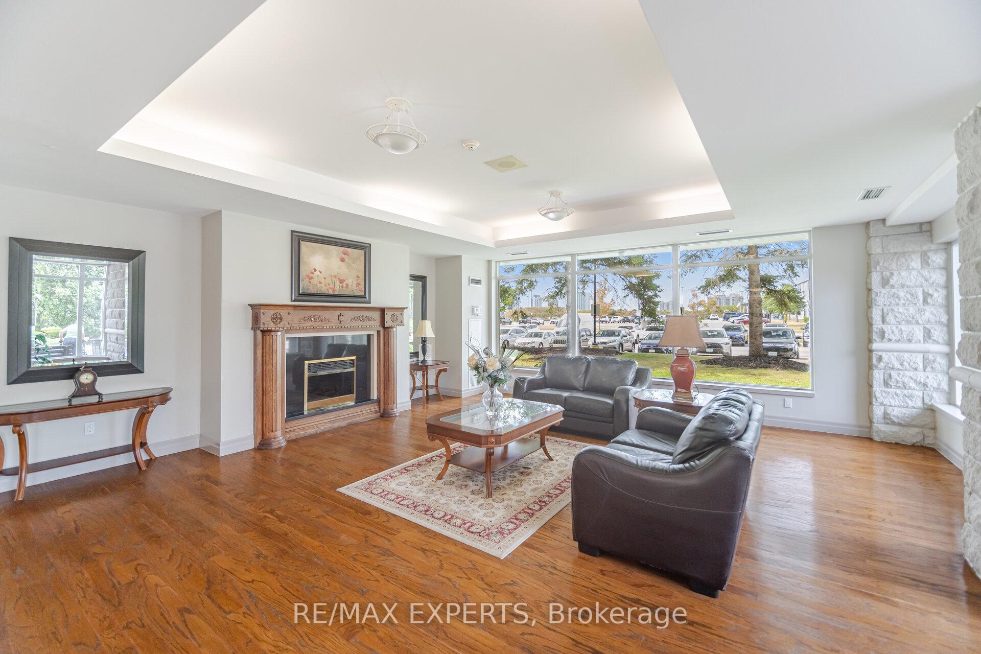Photo 8 of Unit 216, 2502 Rutherford Road, Vaughan, Maple — HOMEH